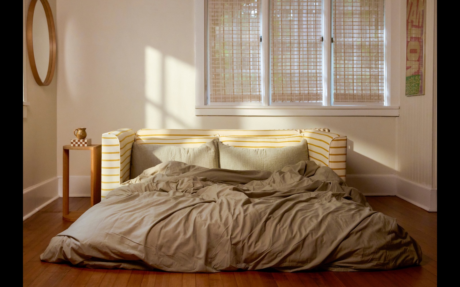 A customer's actual room photo before staging.